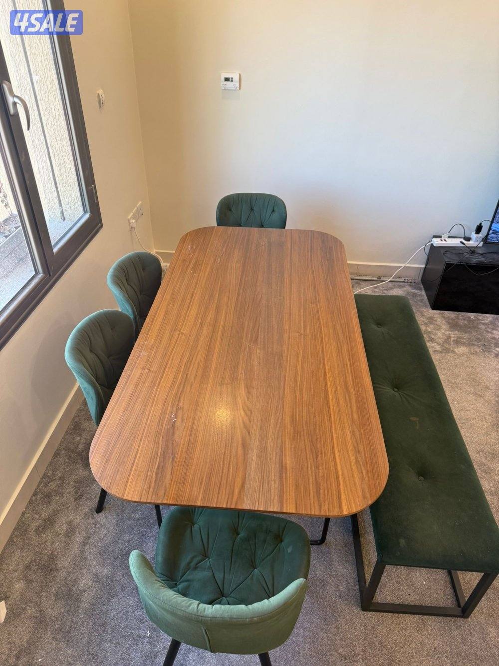 طاوله طعام 6 اشخاص1