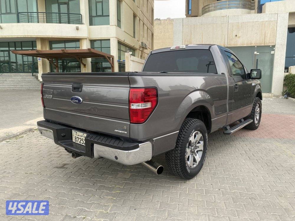 فورد صبغ الوكاله بلحاله ممتازه ماشي 236 شرط للفحص موديل 20143