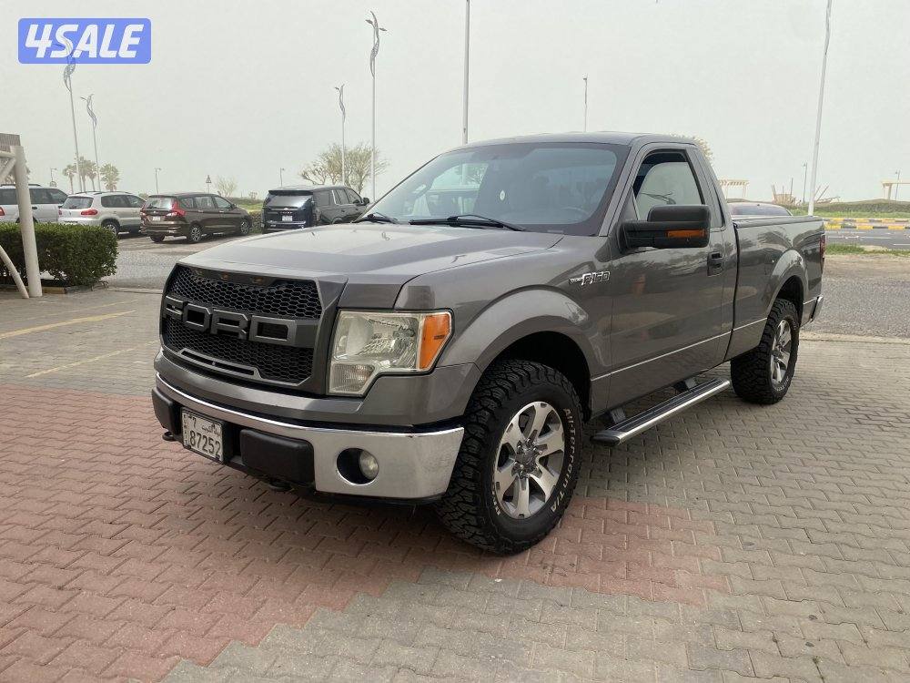 فورد صبغ الوكاله بلحاله ممتازه ماشي 236 شرط للفحص موديل 20145