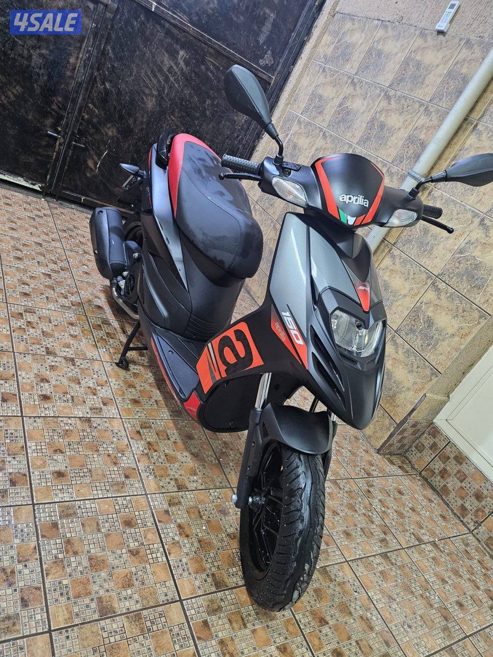 سكوتر جديد اصفار ابريليا4