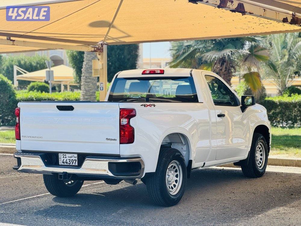 سلفرادو باب واحد 2022 عداد 65 الف الغانم ( دبل جير )2