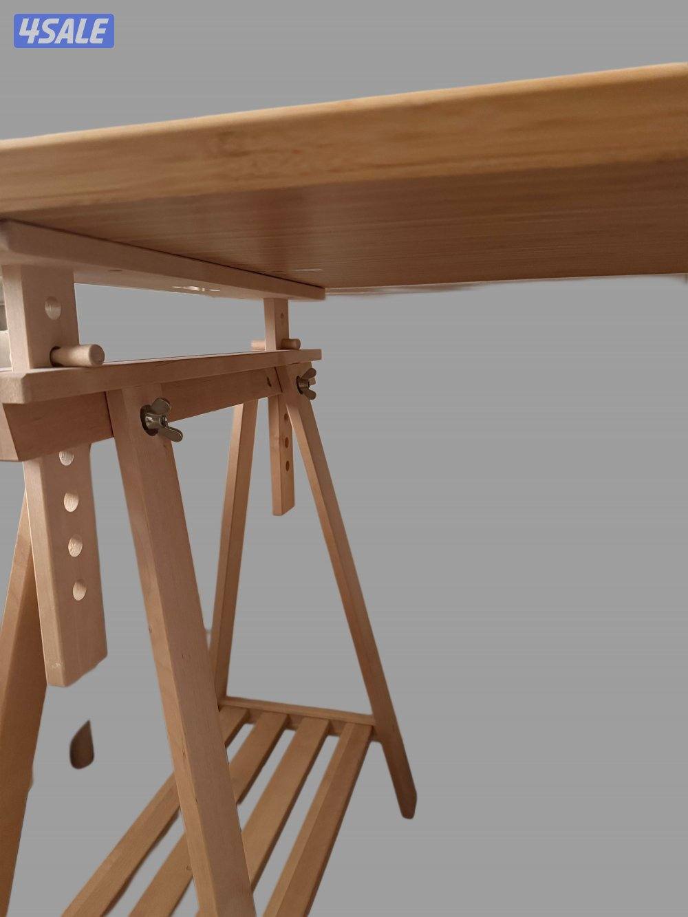 مكتب من ايكيا مقاس 160 ب60  يصلح لرسامين او لدراسه او اي شي مع ابجوره3