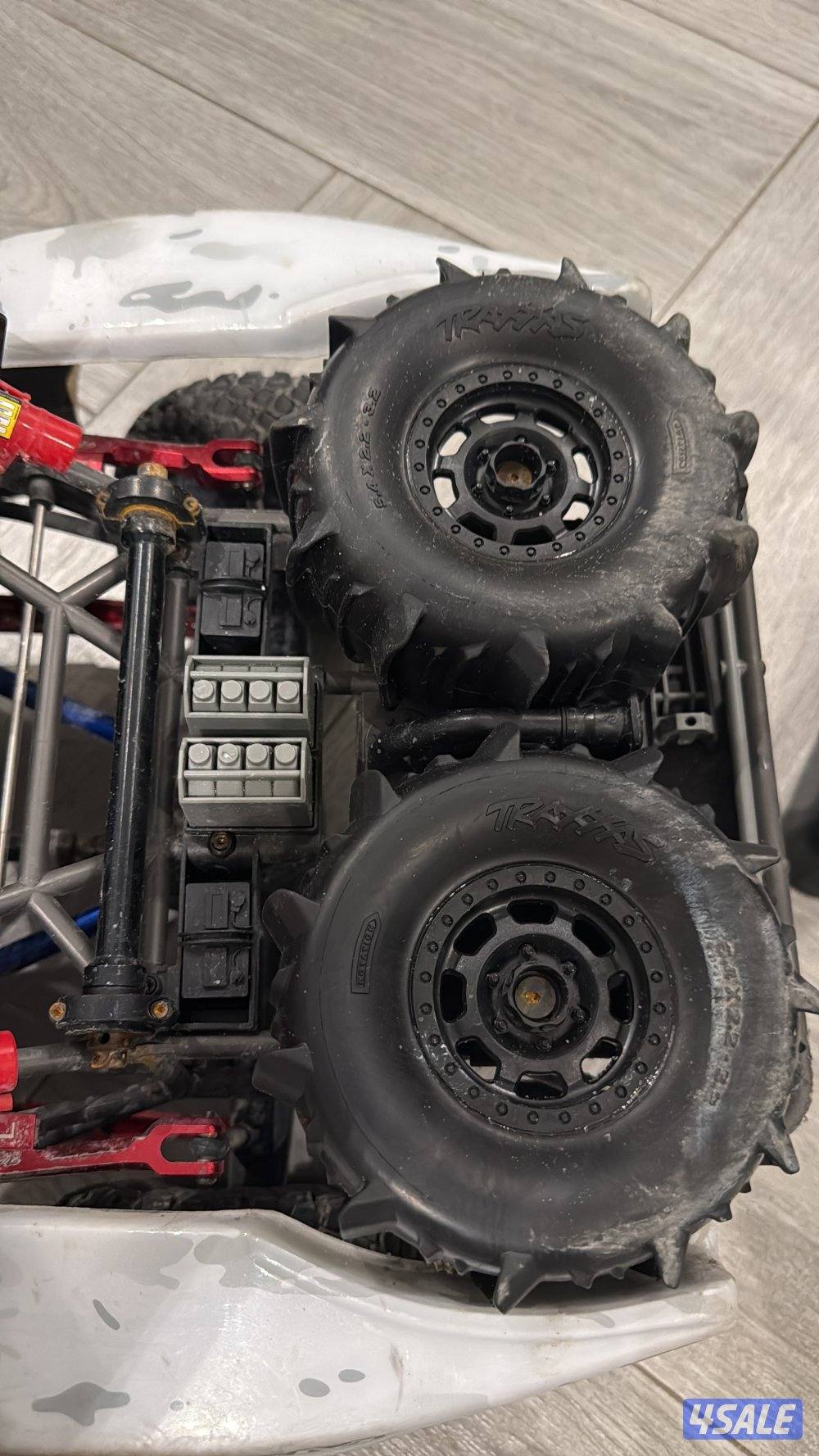 TRAXXAS UDR MODDED WITH GPM0