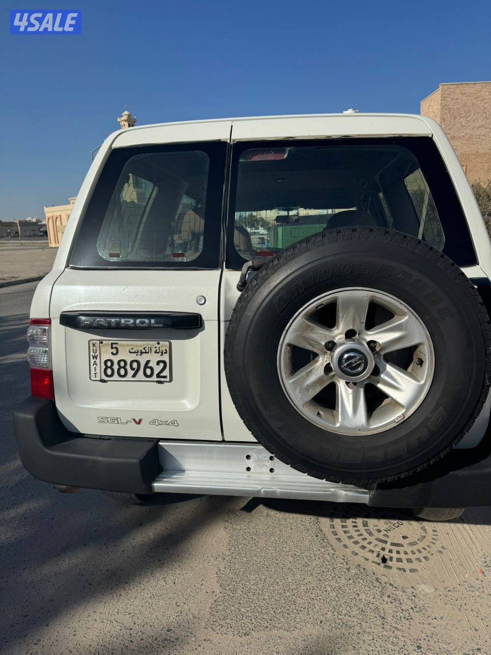 للبيع فتك  جي ال ٢٠٠٢ قير عادي1