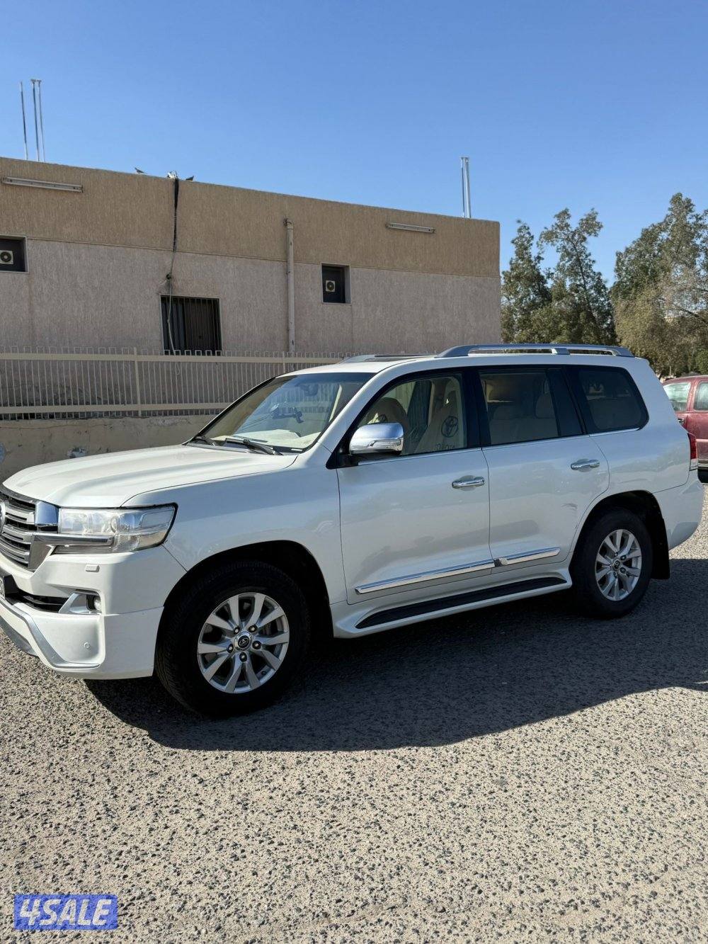 لاند كروزر0