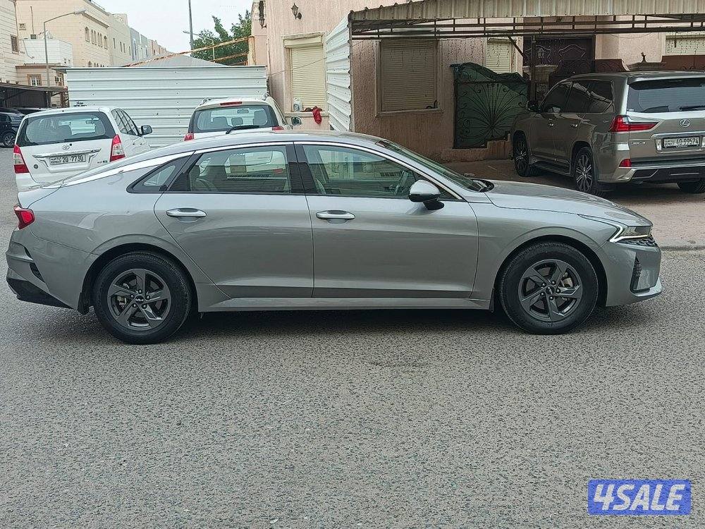 للبيع كيا K5 شرط الفحص قير مكينه وشاصي ممشاها ٦٠ الف1