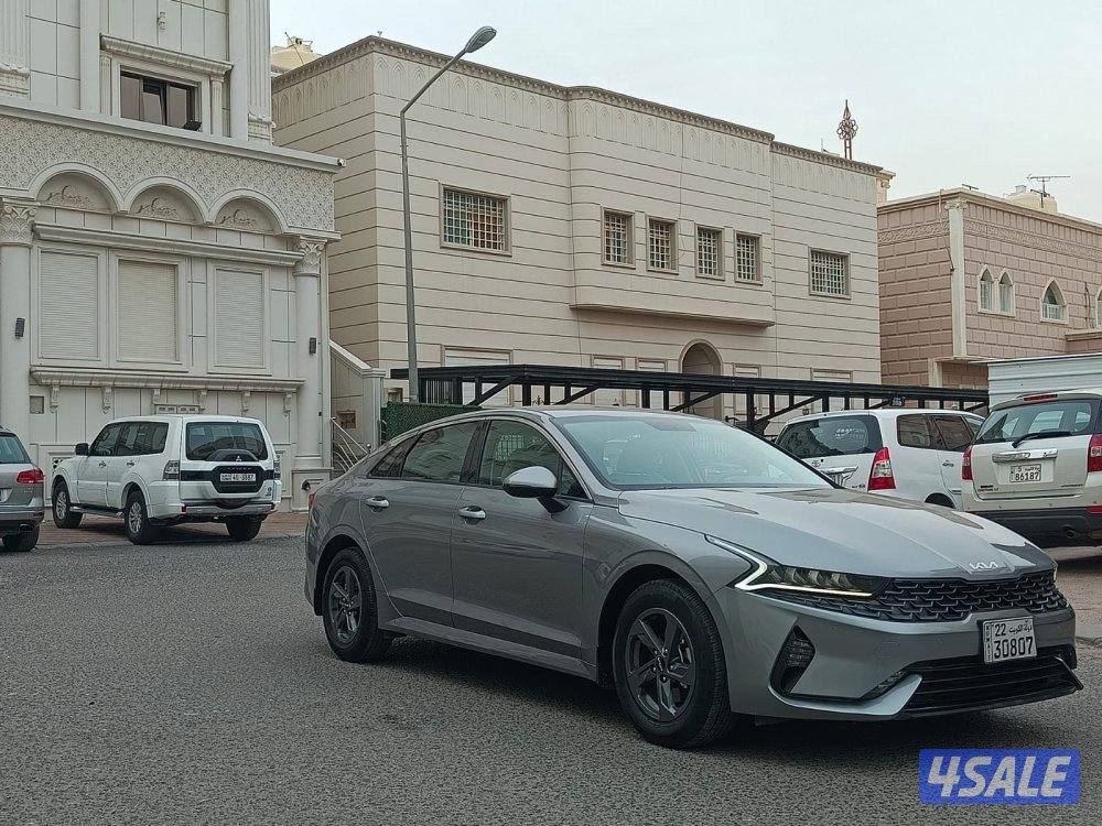 للبيع كيا K5 شرط الفحص قير مكينه وشاصي ممشاها ٦٠ الف2