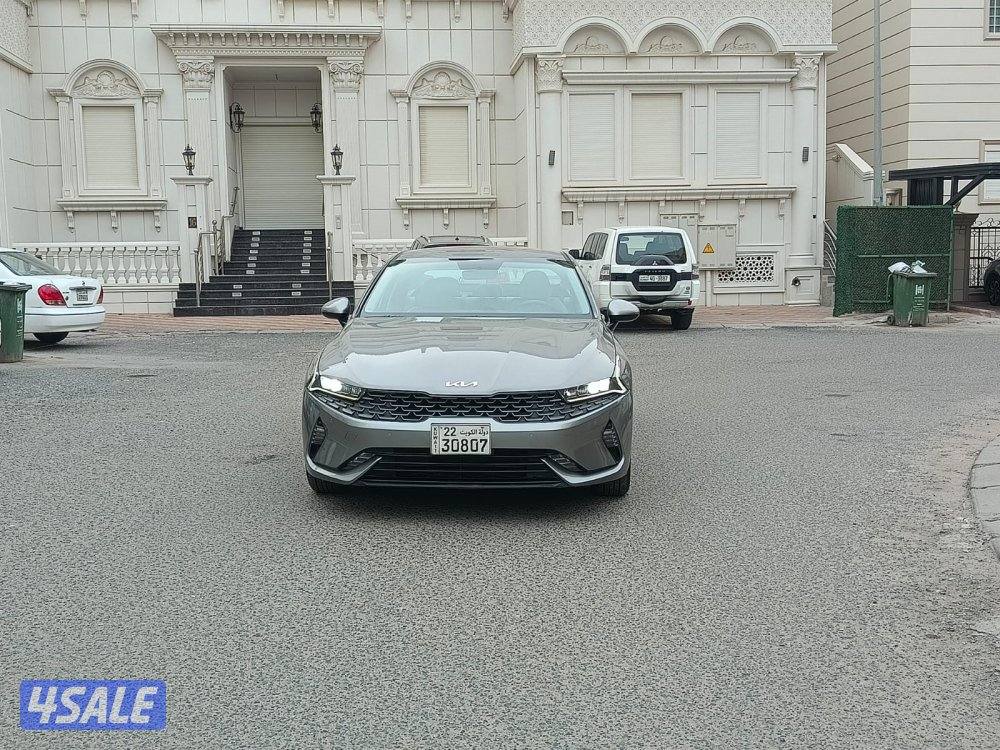 للبيع كيا K5 شرط الفحص قير مكينه وشاصي ممشاها ٦٠ الف7