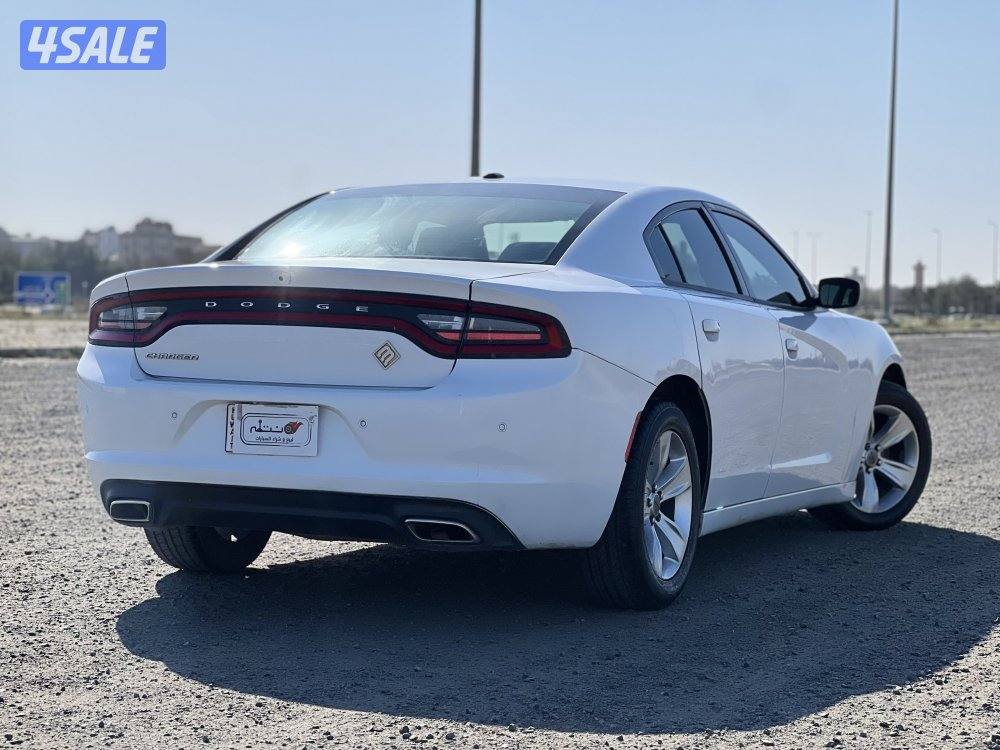 للبيع شارجر موديل20203