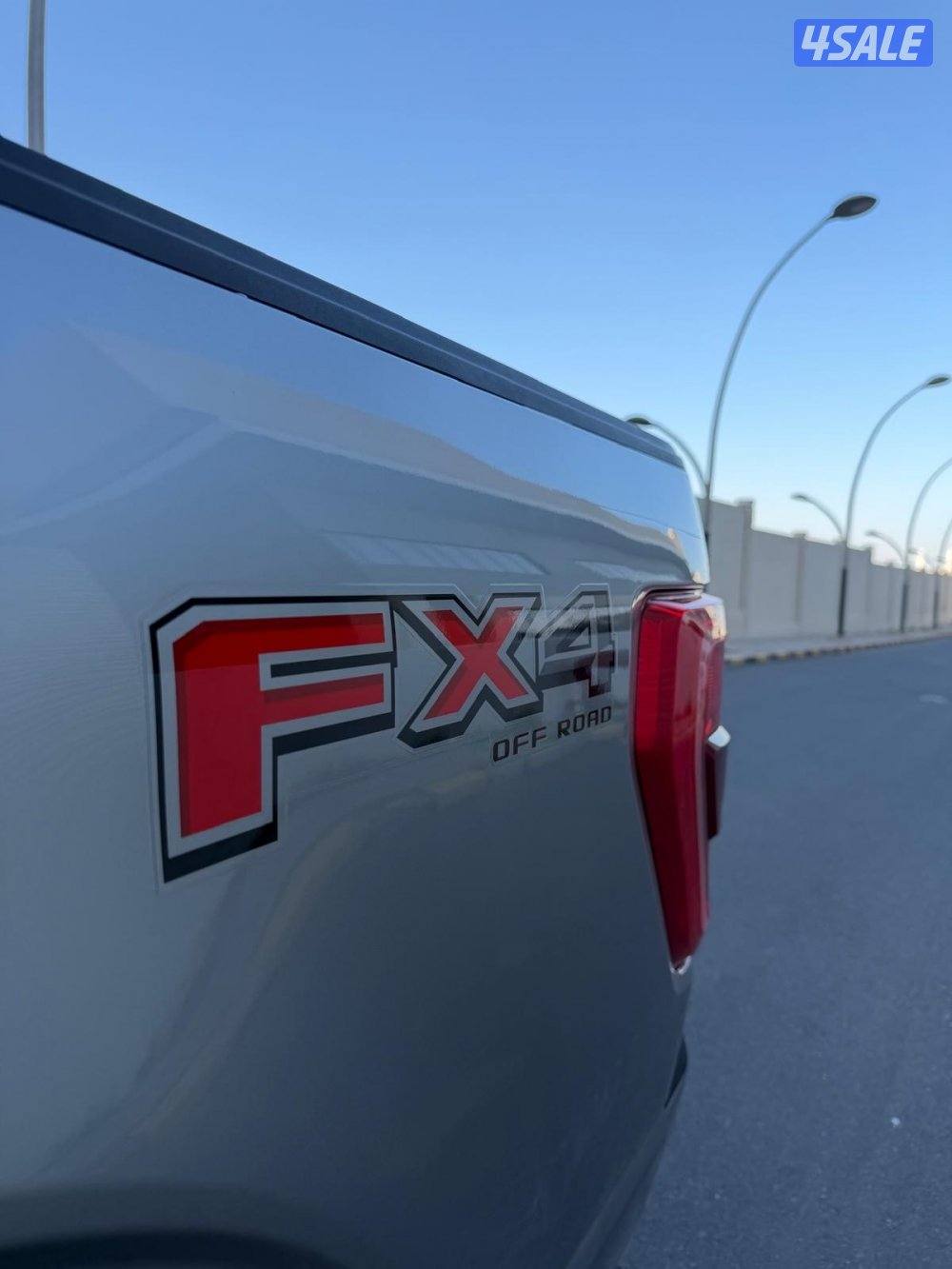 وانيـت فورد F150 دبل قير5