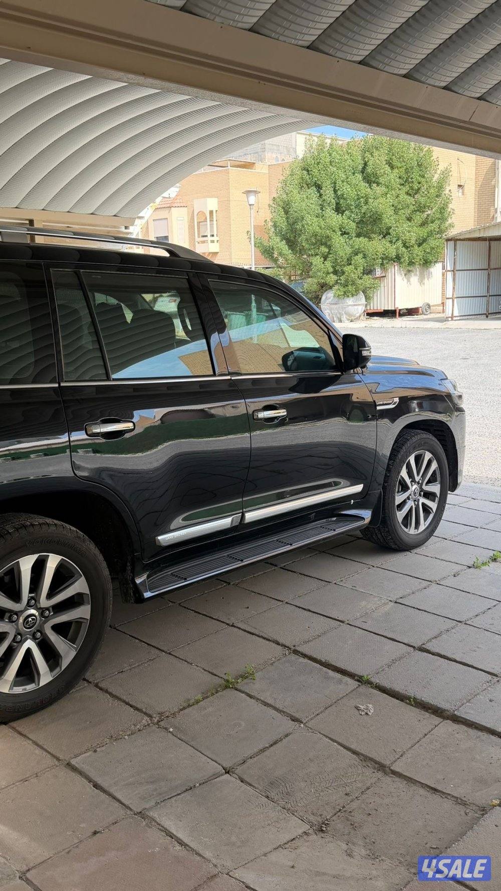 لاند كروزر سيقنتشر1