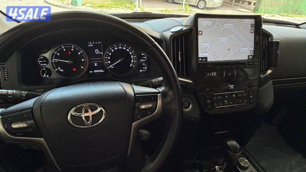 لاند كروزر سيقنتشر7