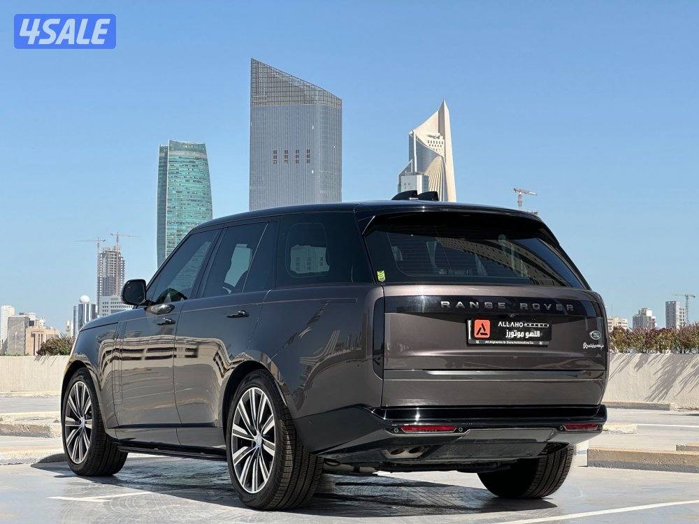 رنج روفرHSE V8 موديل2023 عداد22الف وارد الغانم تحت الكفاله+سيرفس مجاني2