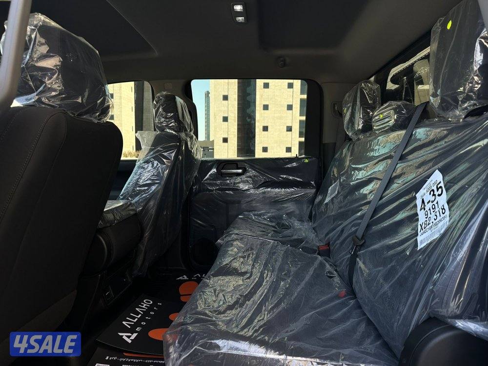 سييراHD2500 موديل2022 عداد10الاف وارد بهبهاني تحت الكفاله،سيرفس منتظم10