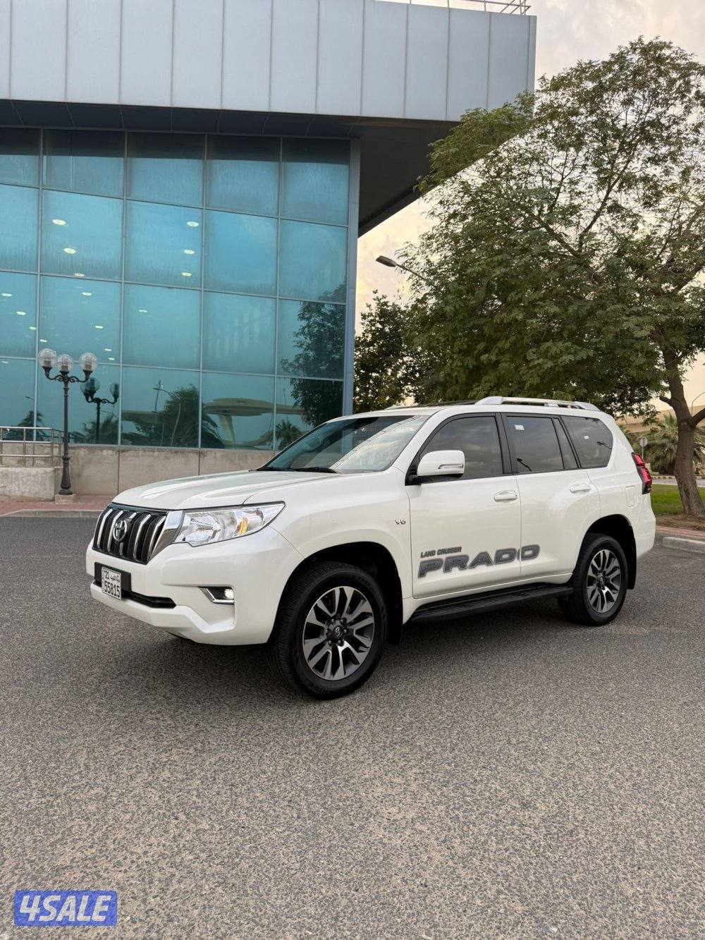 برادو 2022 بحاله الوكاله صبغ الوكاله فل اوبشن اعلى درجه2