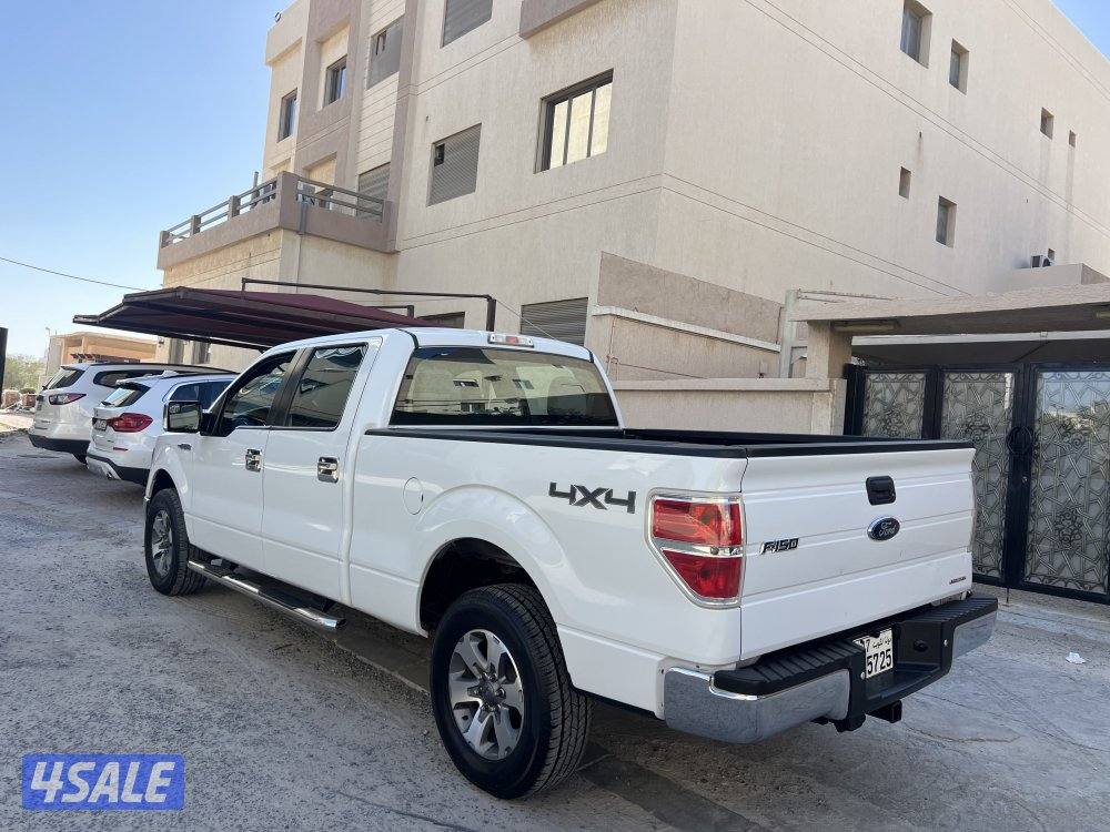 للبيع وانيت فورد2014 دبل قير8