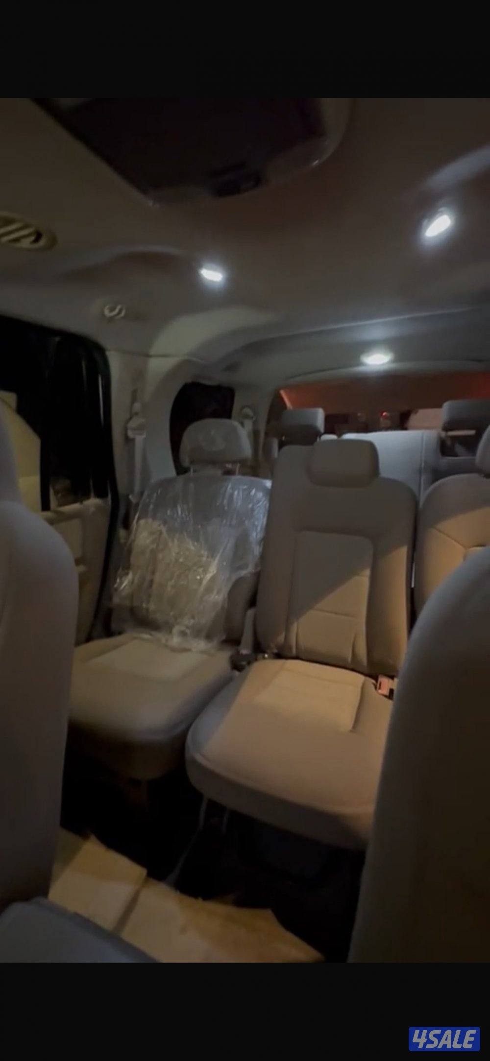 للبيع اكسبديشن موديل ٢٠٠٤3