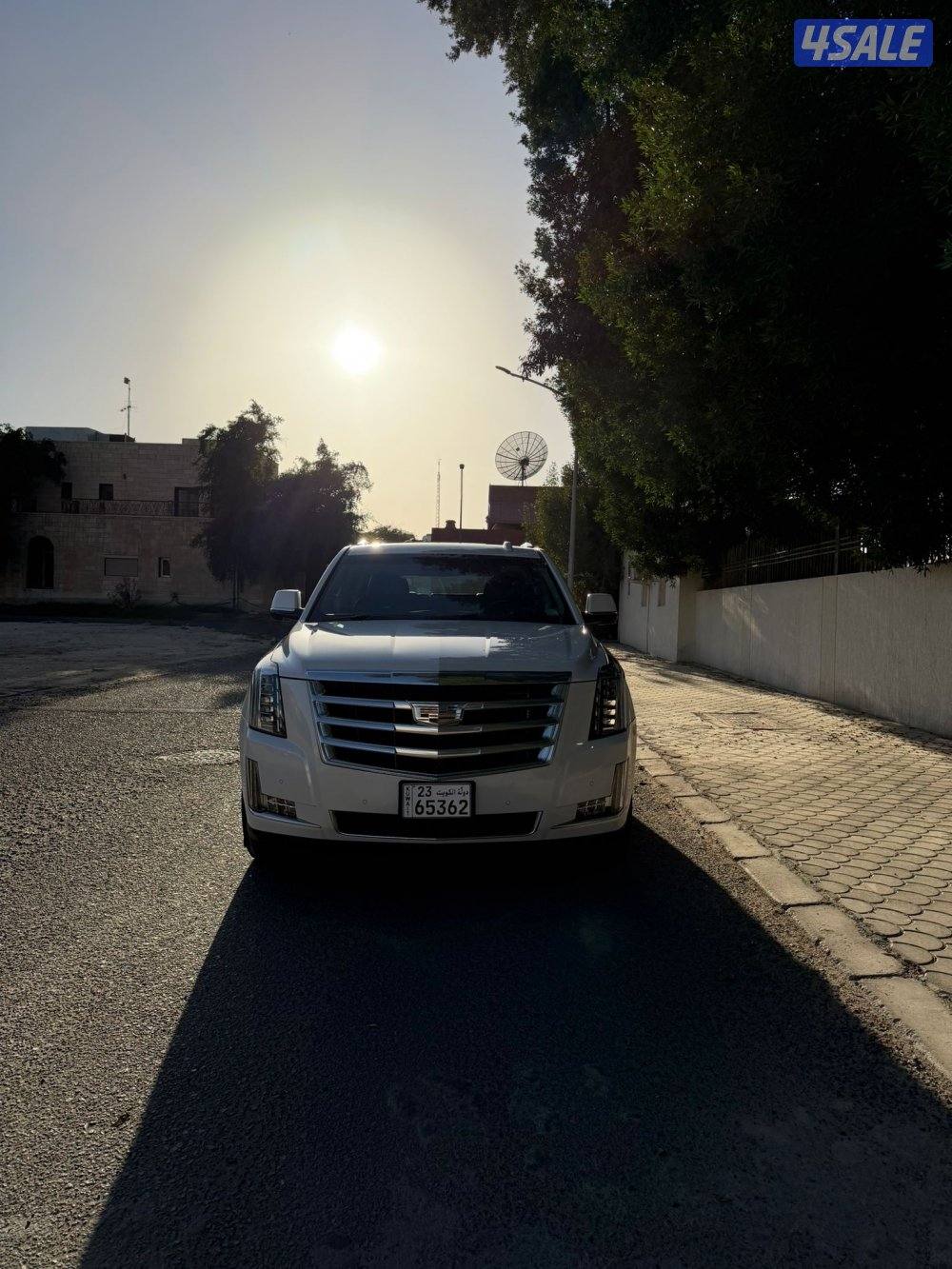 اسكاليد بريميوم دبل قير 20165