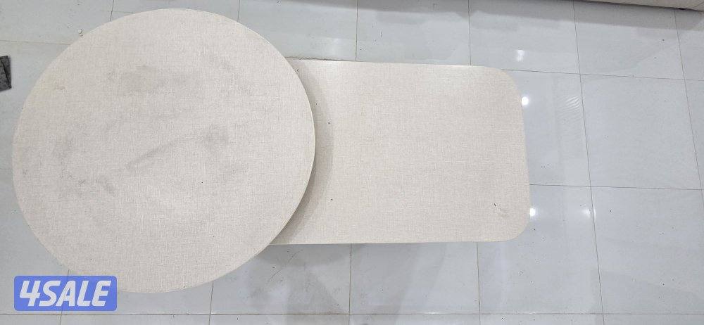 كنب ٣ كراسي + ٢ كرسي + طاولتين2