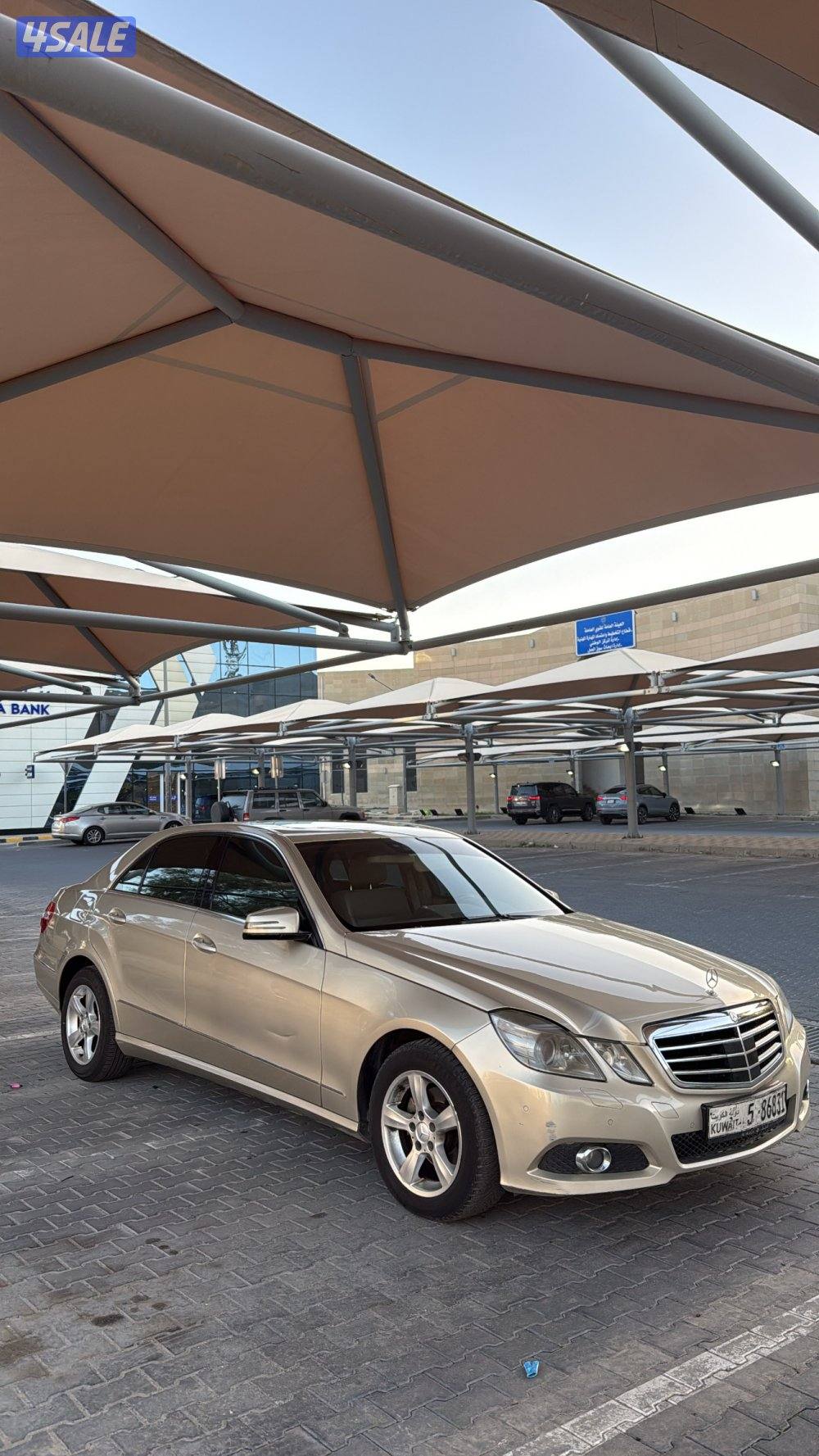 للبيع مرسيدس 20102