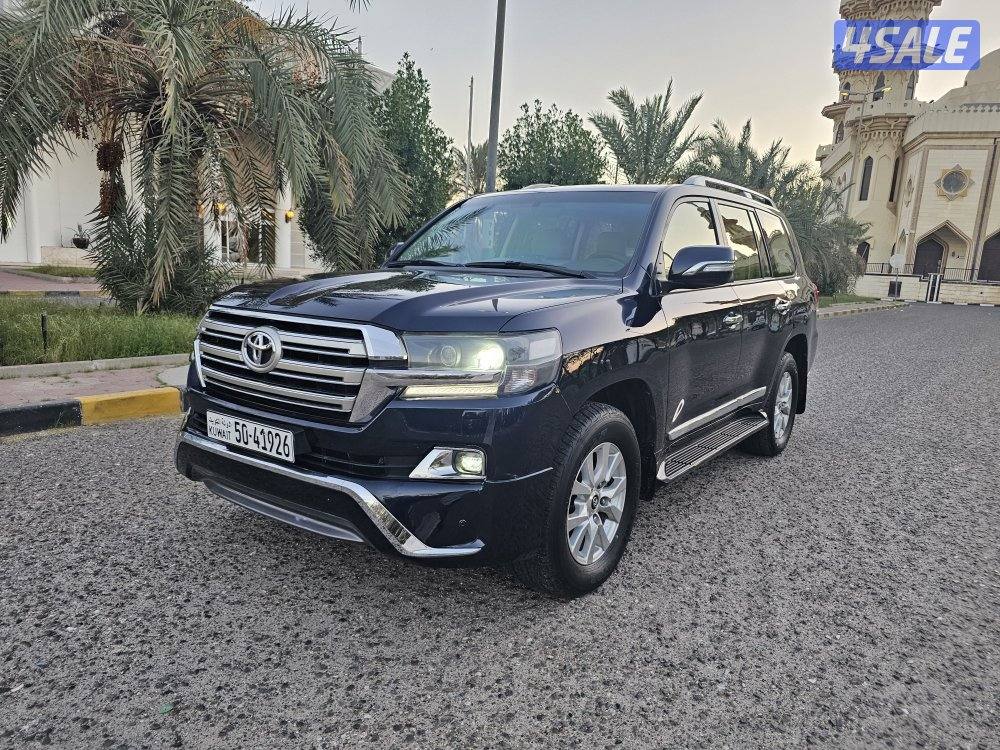 لاندكروز GXR الساير ٨ سلندر بحالة الوكالة صبغ الوكالة1