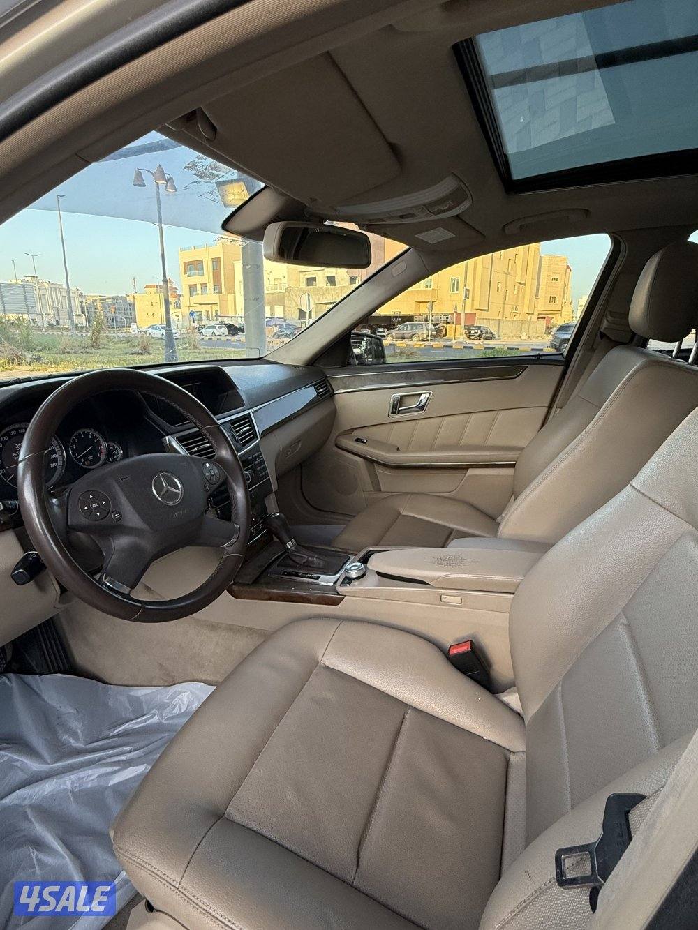 للبيع مرسيدس 20106