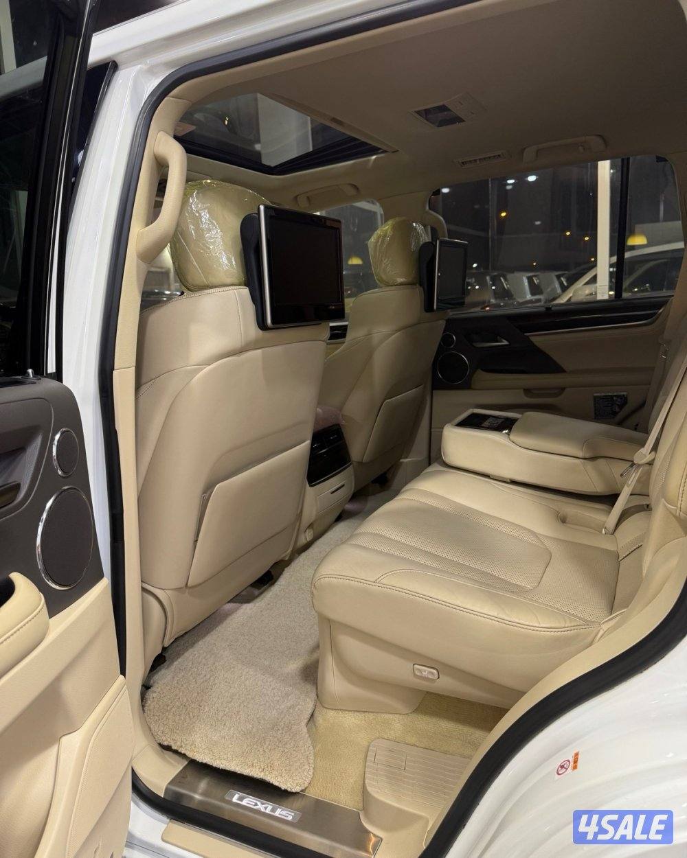 لكزس ٢٠١٦ درجة اولى صبغ وكالة4