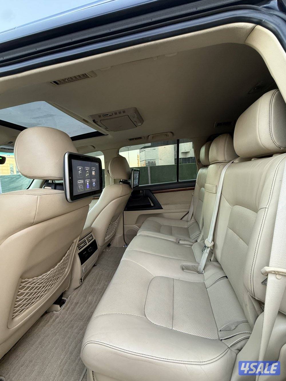 للبيع لاند 2016 V87