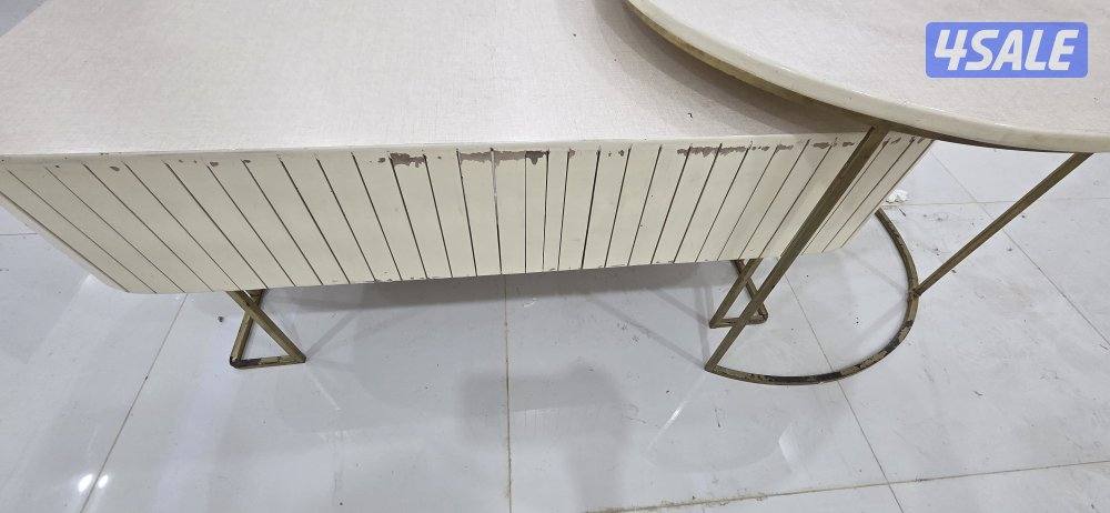 طاوله قعده مع كنب1