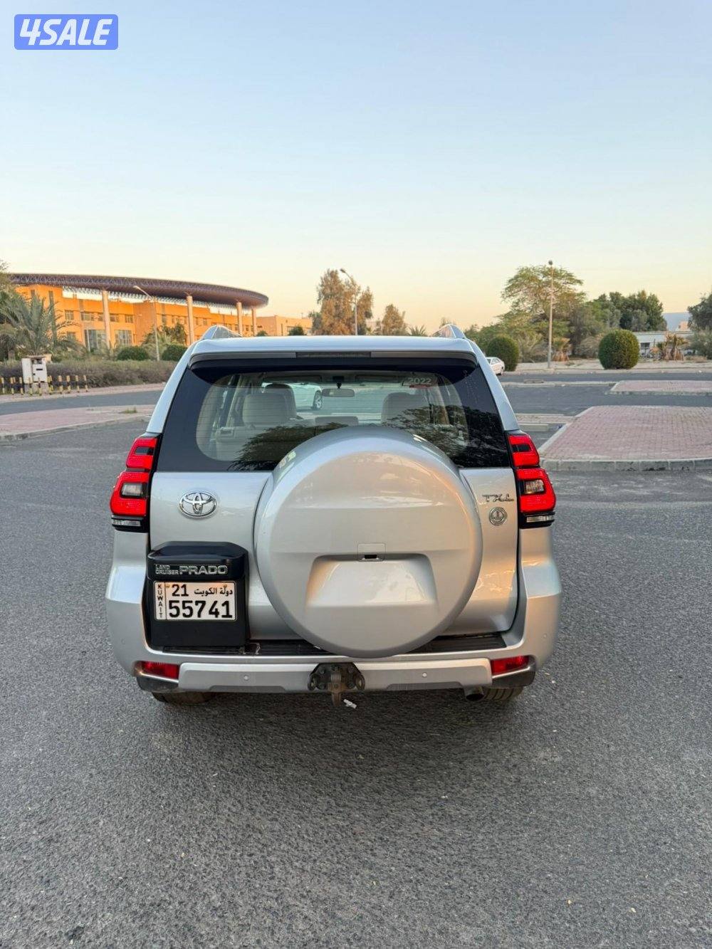 برادو 2022 بحاله الوكاله صبغ الوكاله فل اوبشن اعلى درجه4