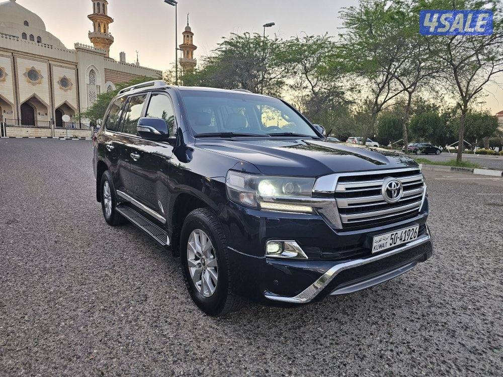 لاندكروز GXR الساير ٨ سلندر بحالة الوكالة صبغ الوكالة6