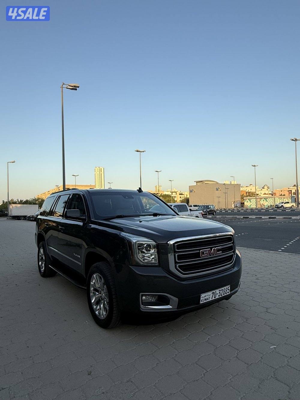 للبيع يوكن 2020 SLT فل كامل0