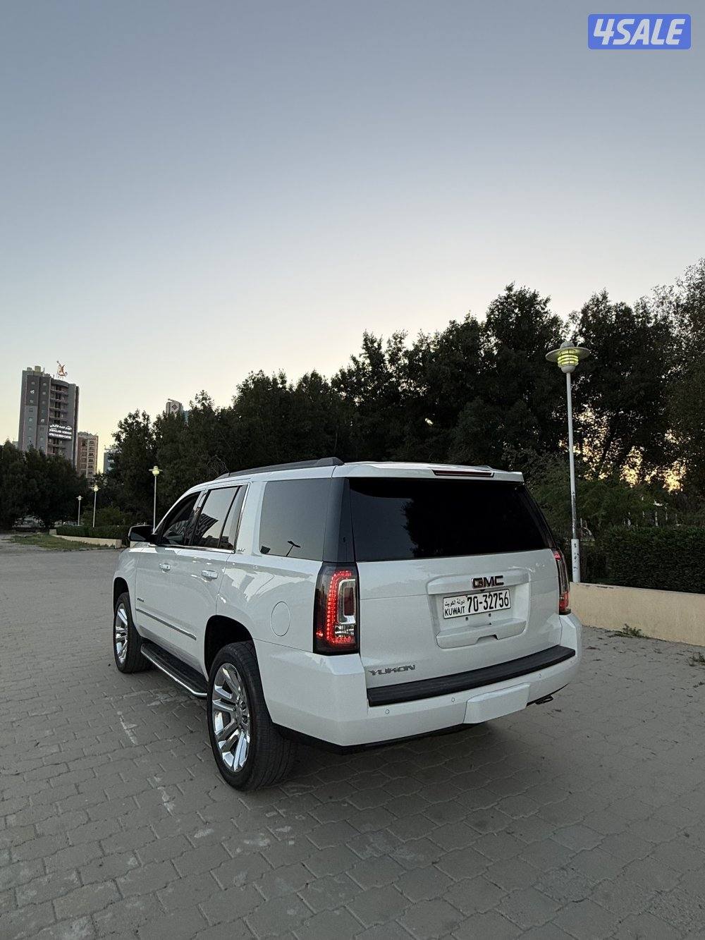 للبيع يوكن SLT 2017 فل كامل2