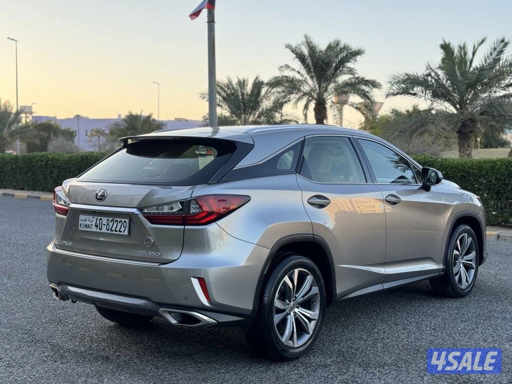 لكزس RX350 موديل 2017 كامل المواصفات بحاله الوكاله3