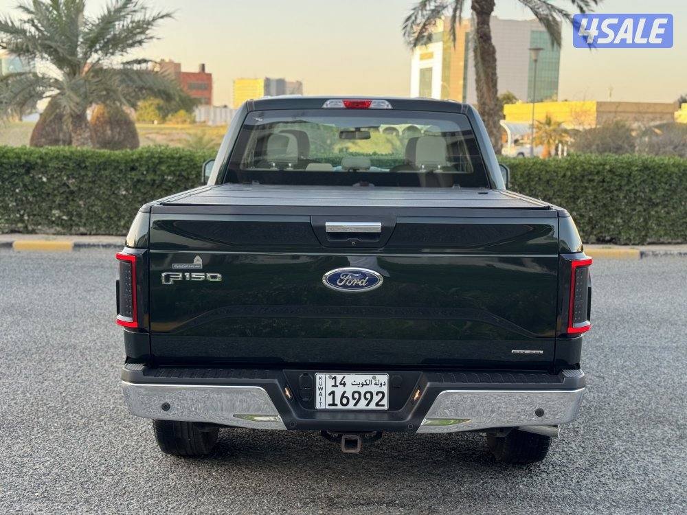 وانيت فورد F150 موديل 2015 بحاله نادره جدا شرط الفحص8