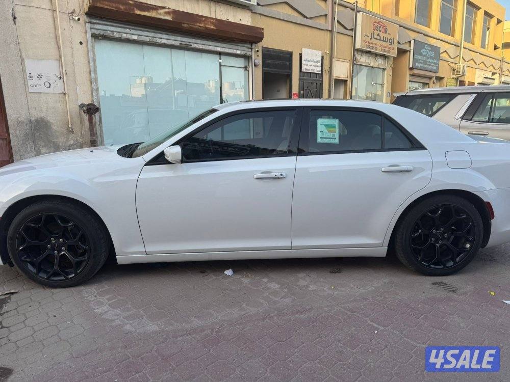للبيع كرايزلر C300 20203