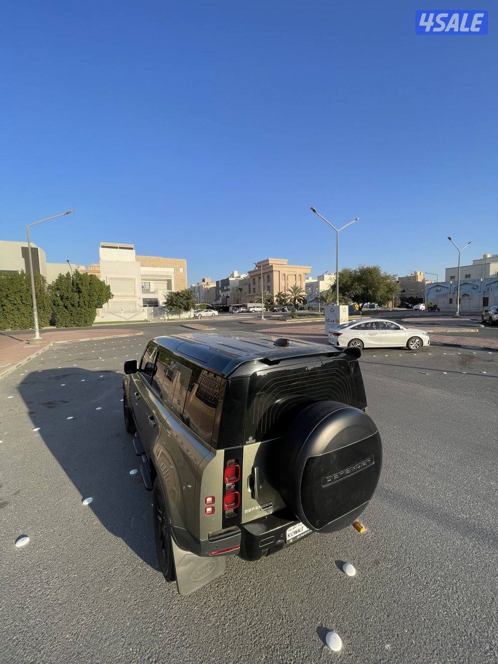 Defender 2020 V6 P400 ديفندر11