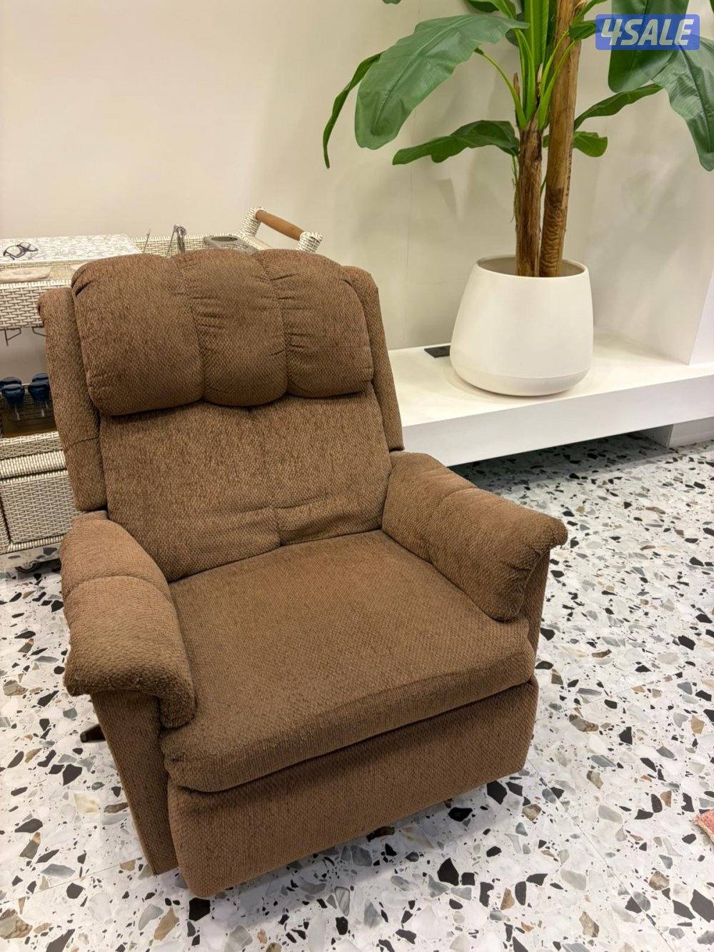 للبيع كرسي هزاز lazy boy0
