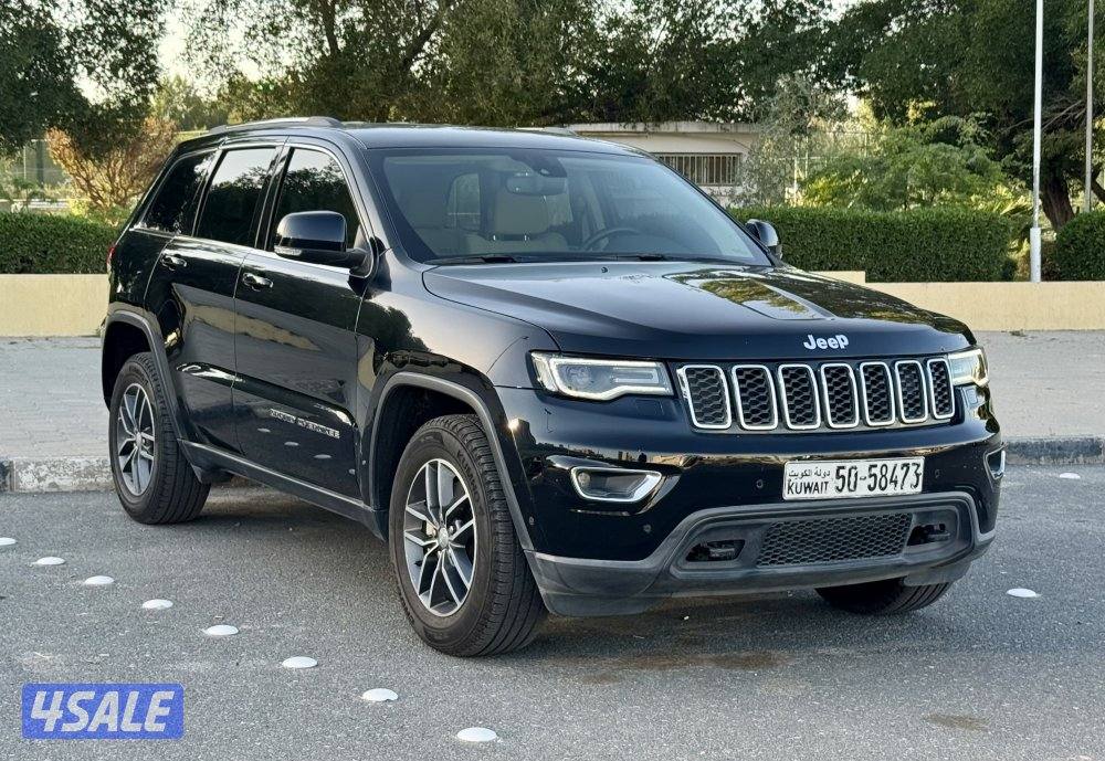 جيب جراند شيروكي موديل 2018 عداد 67 الف0