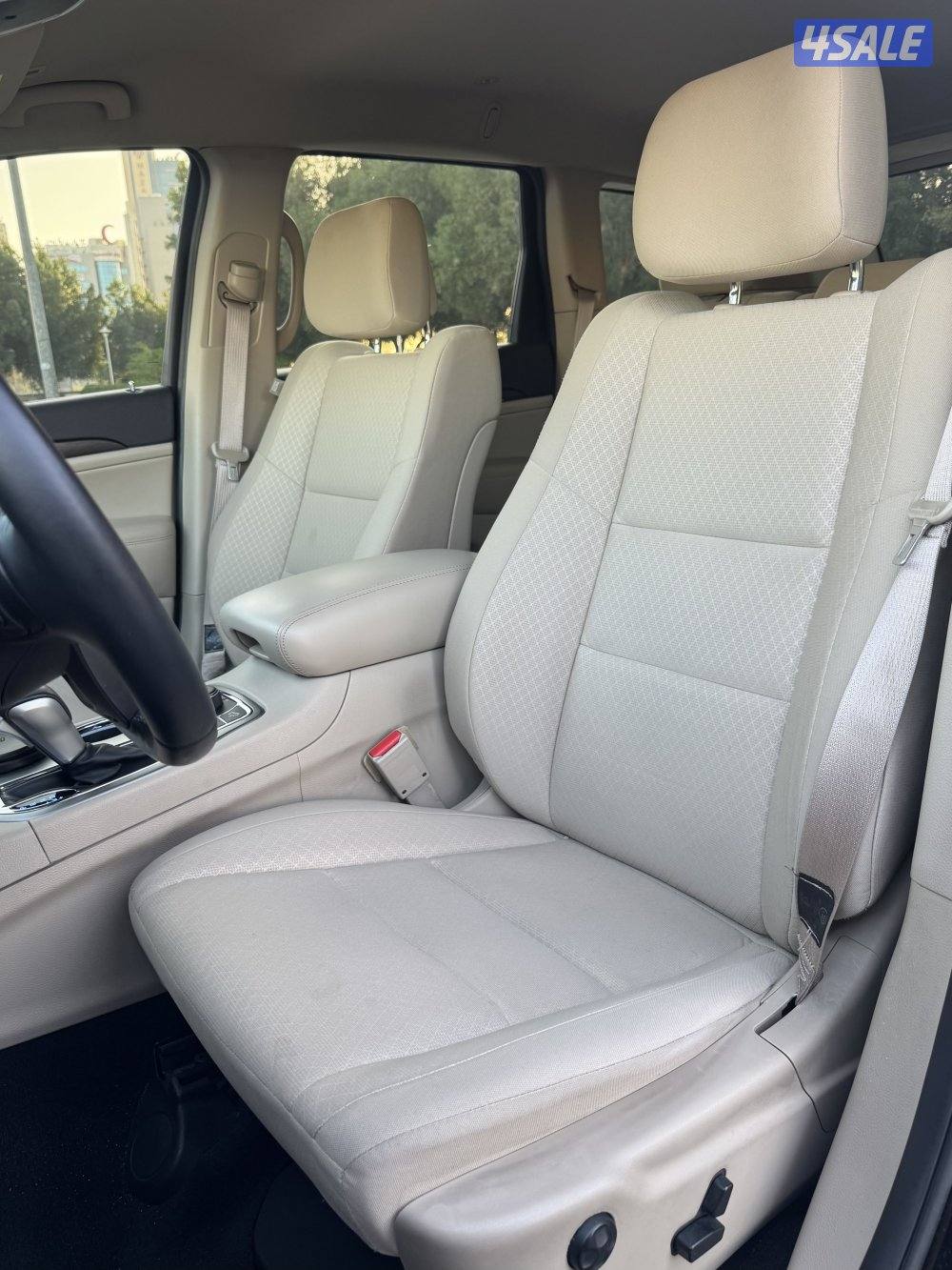 جيب جراند شيروكي موديل 2018 عداد 67 الف13