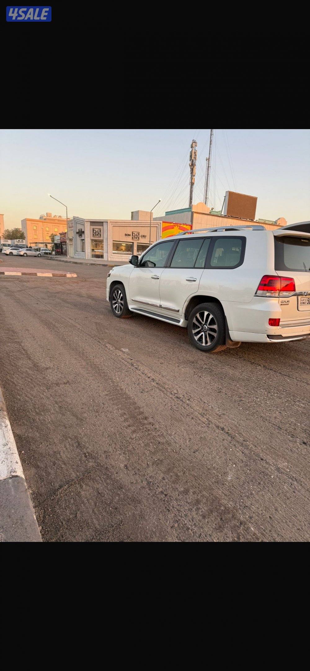 لاند كروزر قراند تورنق 2019 الرقم5