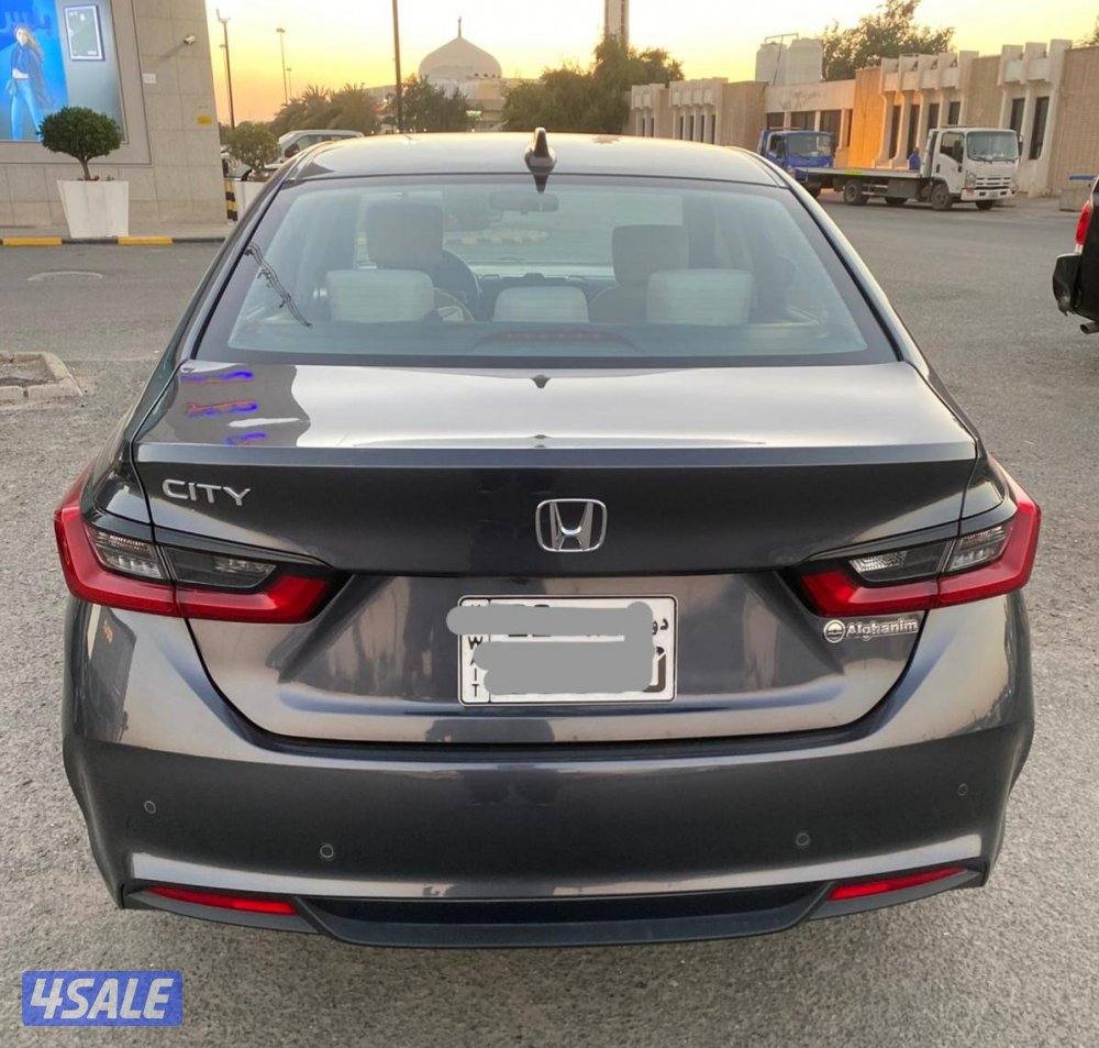 Honda city 2024 model car for sale,  full option and full inspaction3