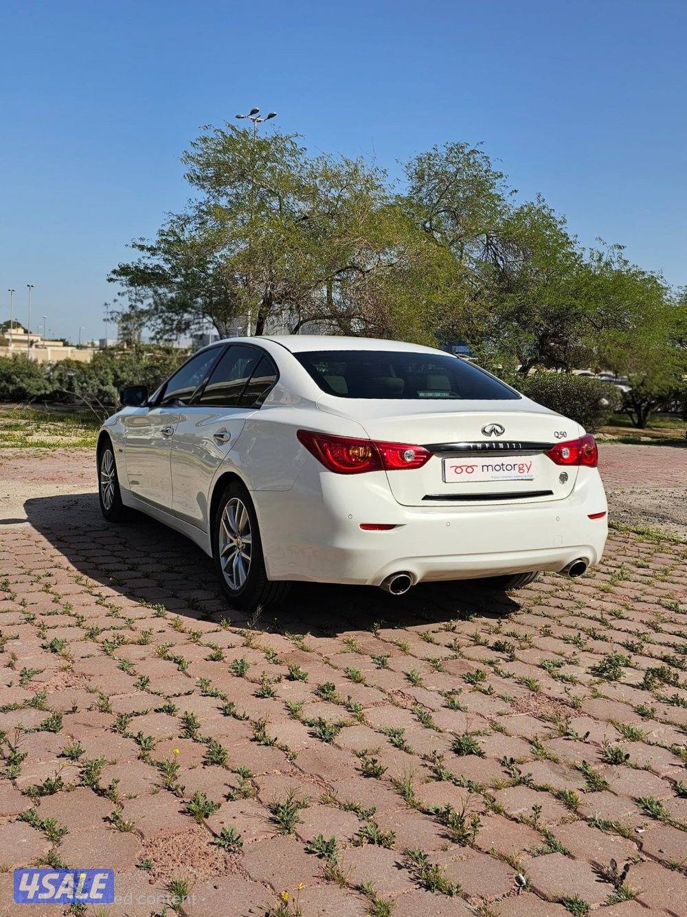 نظيف جدا Infiniti Q50 موديل 2016 وعداد 77 الف مالك ثاني1
