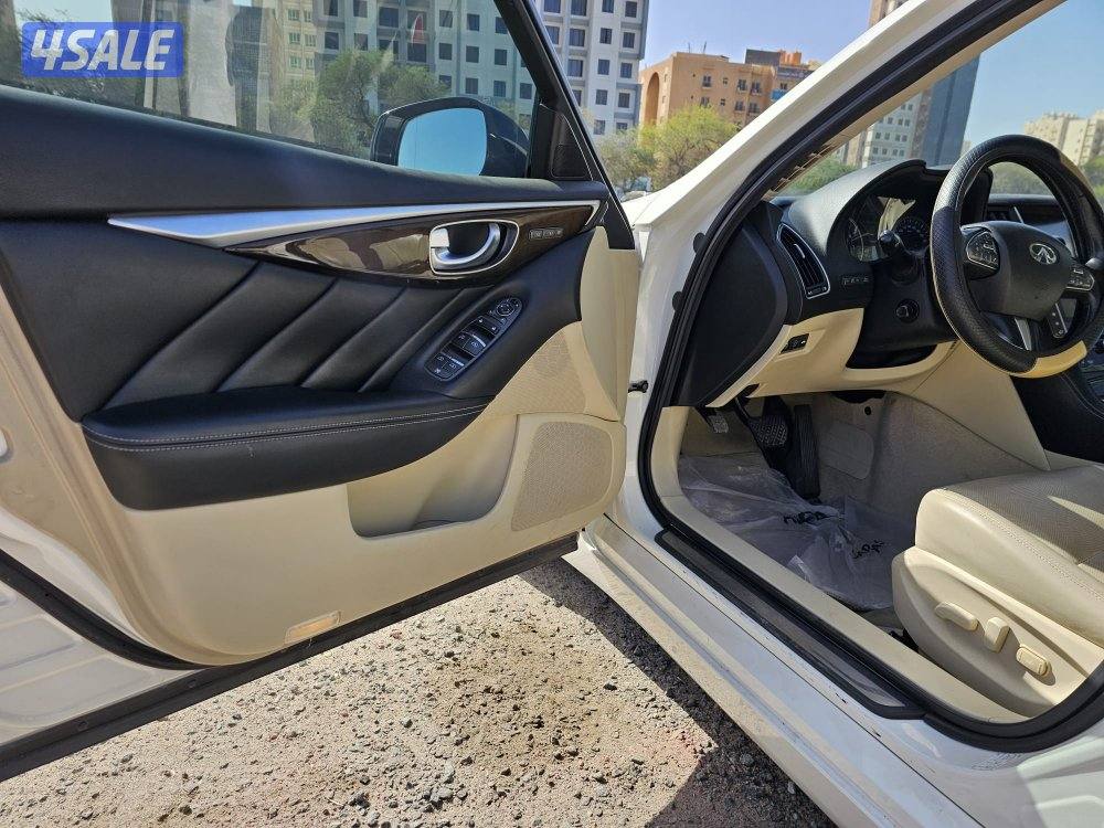 نظيف جدا Infiniti Q50 موديل 2016 وعداد 77 الف مالك ثاني6
