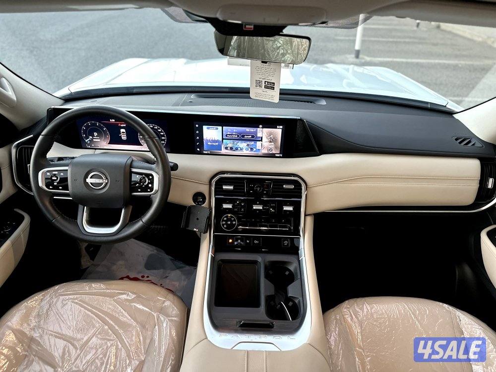 معرض القمة🚩11