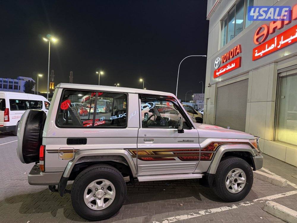 للبيع جيب ربع8