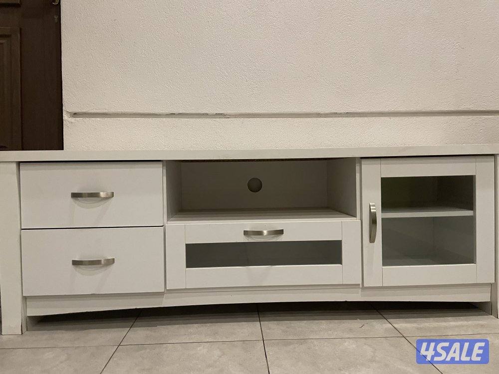 طاولة تلفاز✨1