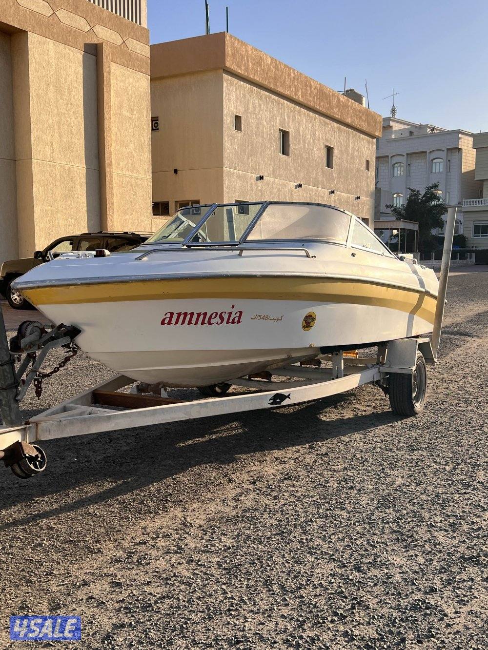 طراد أمريكي 18 قدم موديل 19944