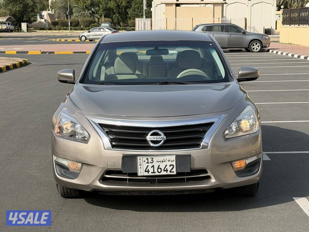 للبيع نيسان التيما 20133