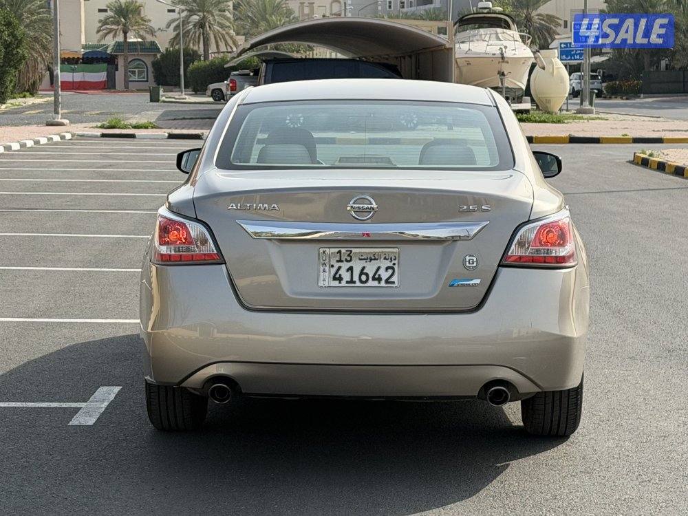 للبيع نيسان التيما 20136